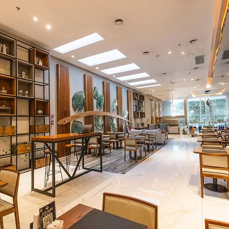 Hotel Land Plaza La Plata Kültér fotó